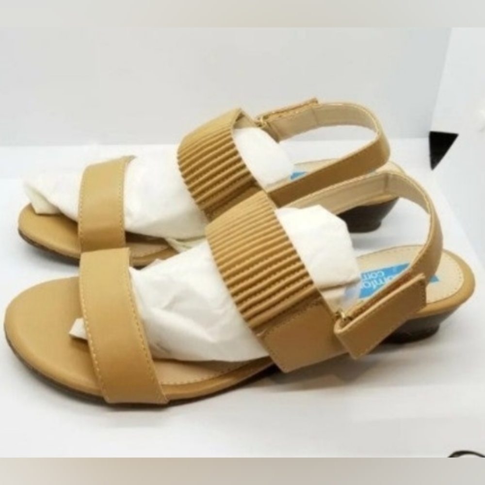 COMFORT Corner Women's Fashionable Sandals - Beige size 9W
